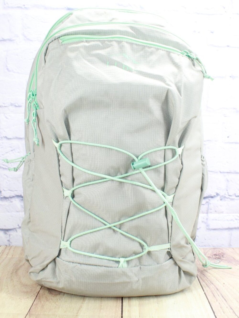 LL Bean Big Kids Comfort Carry Laptop Pack 30L Backpack Gray School Travel